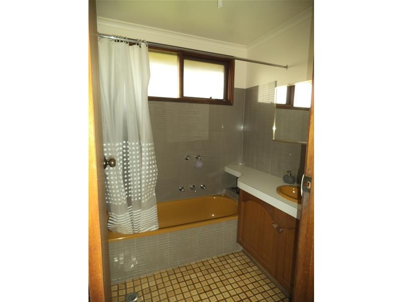 6 Myrtle Crescent, Traralgon VIC 3844