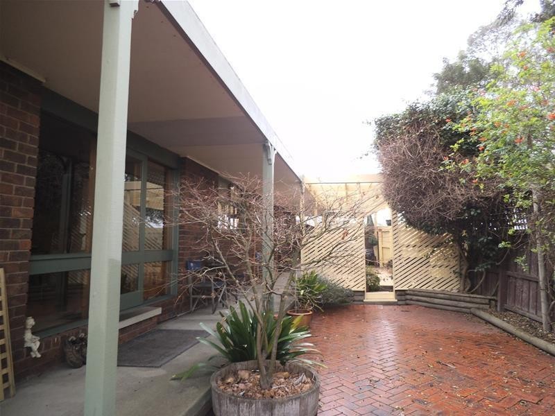 6 Myrtle Crescent, Traralgon VIC 3844