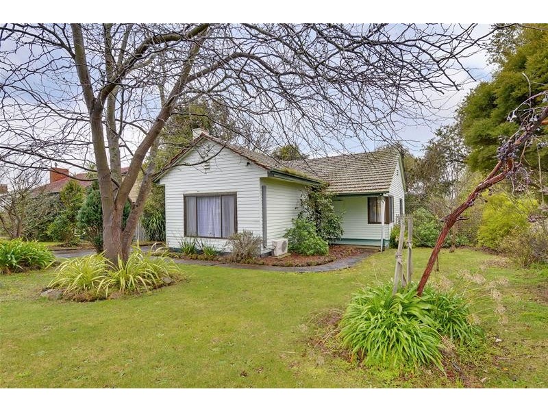 17 Foxlease Avenue, Traralgon VIC 3844