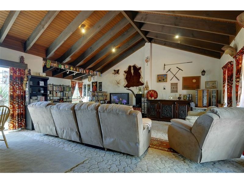 240 Switchback Road, Hazelwood VIC 3840