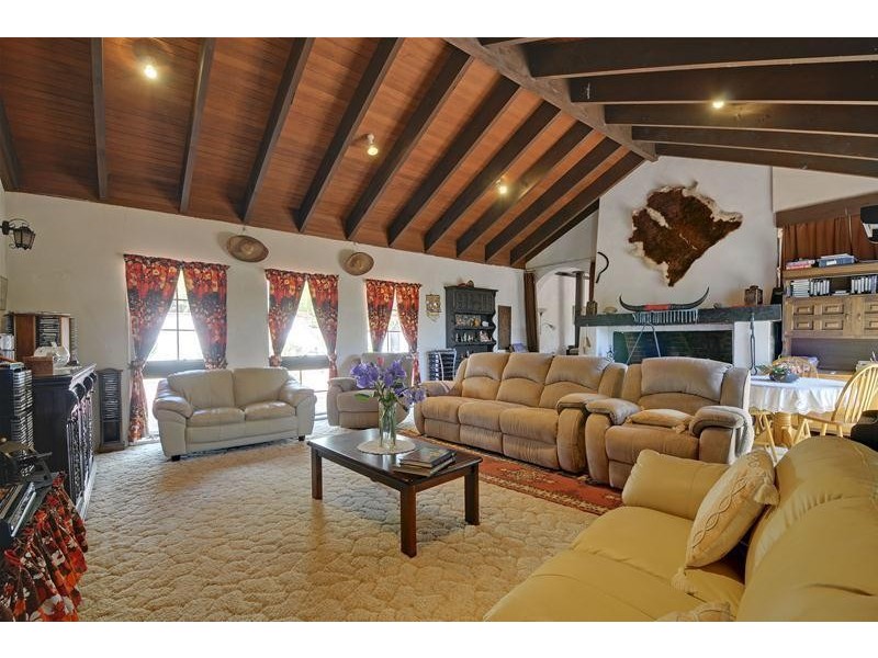 240 Switchback Road, Hazelwood VIC 3840