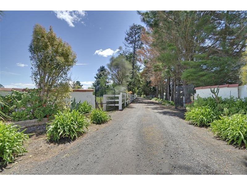 240 Switchback Road, Hazelwood VIC 3840