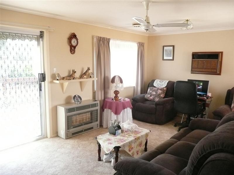 29 Hawthorn Crescent, Churchill VIC 3842