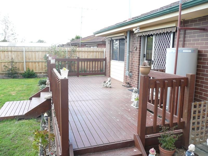 29 Hawthorn Crescent, Churchill VIC 3842