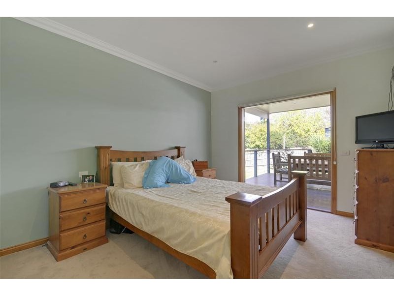 11 Roseneath Street, Traralgon VIC 3844