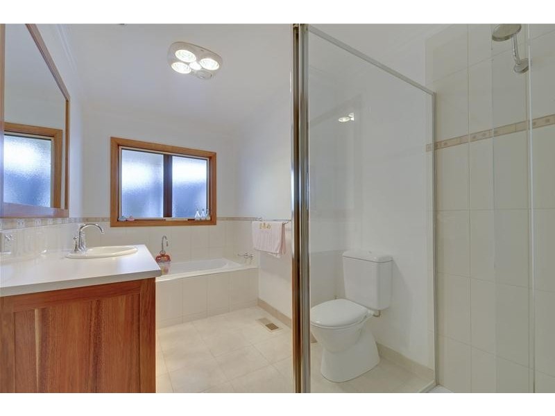 11 Roseneath Street, Traralgon VIC 3844