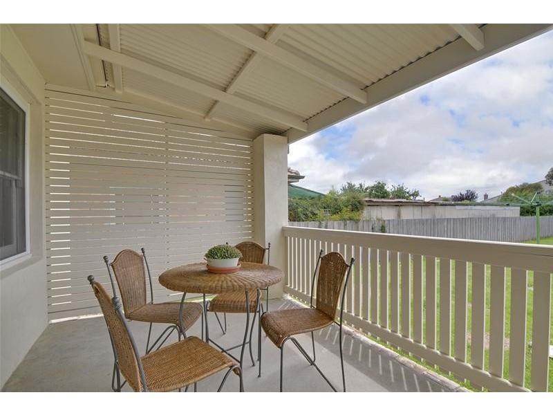 2 Row Street, Traralgon VIC 3844