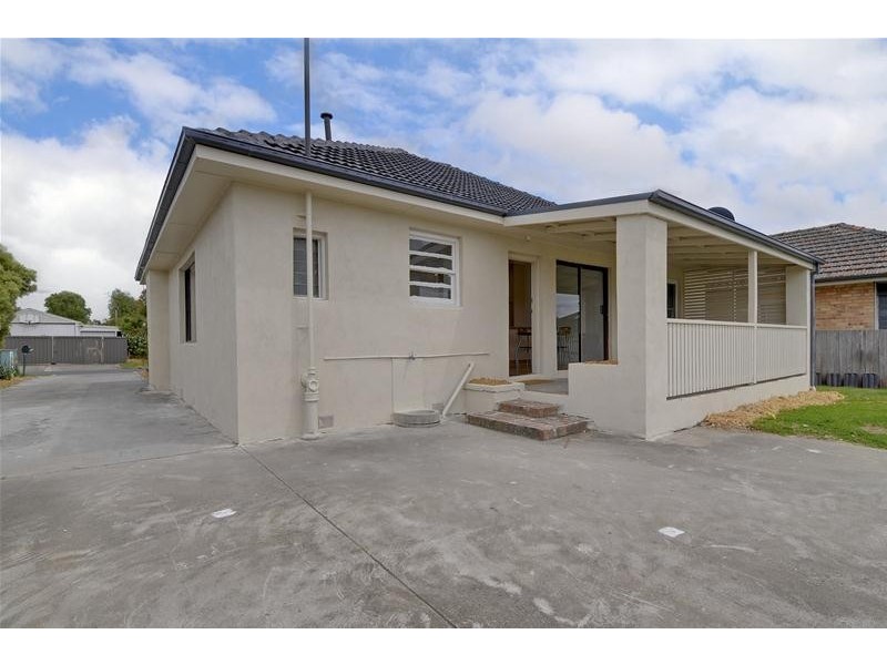 2 Row Street, Traralgon VIC 3844