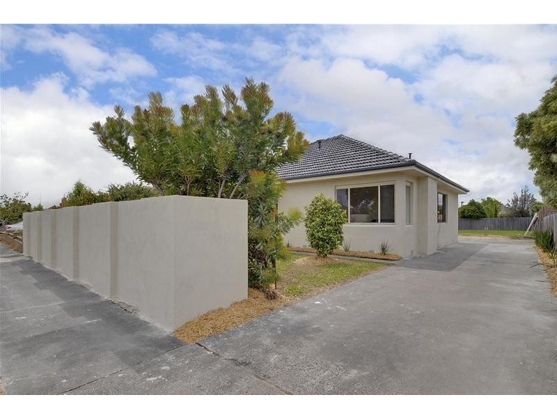 2 Row Street, Traralgon VIC 3844
