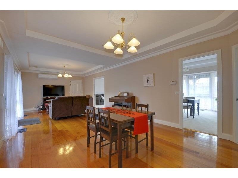 5 Jack Farmer Way, Traralgon VIC 3844