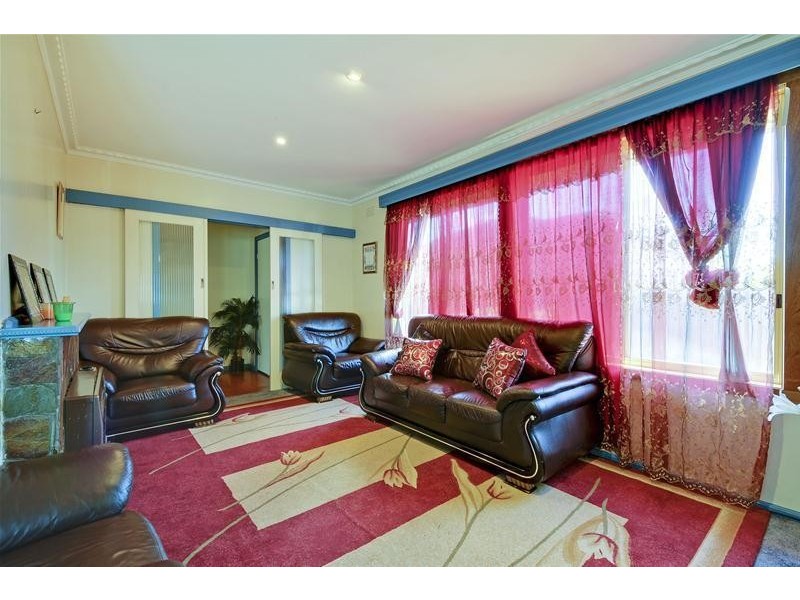 15 Saunders Crescent, Traralgon VIC 3844