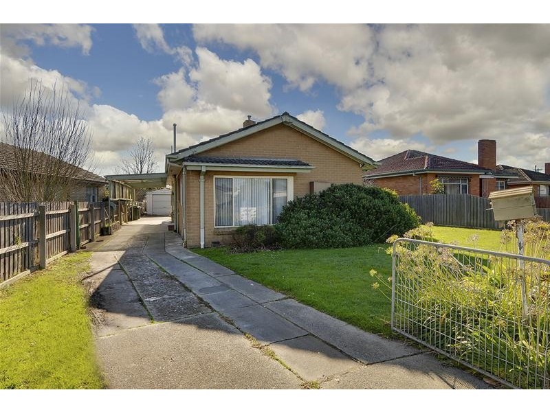 15 Saunders Crescent, Traralgon VIC 3844