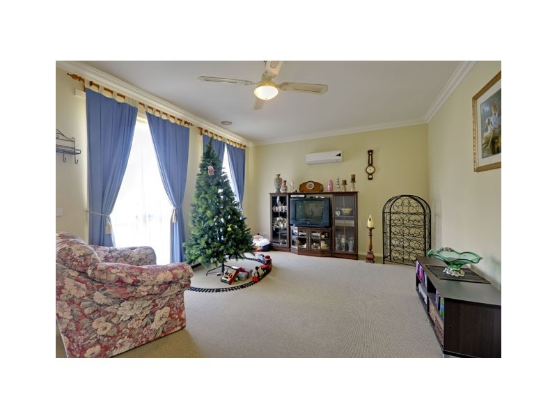 1B Dampier Close, Traralgon VIC 3844