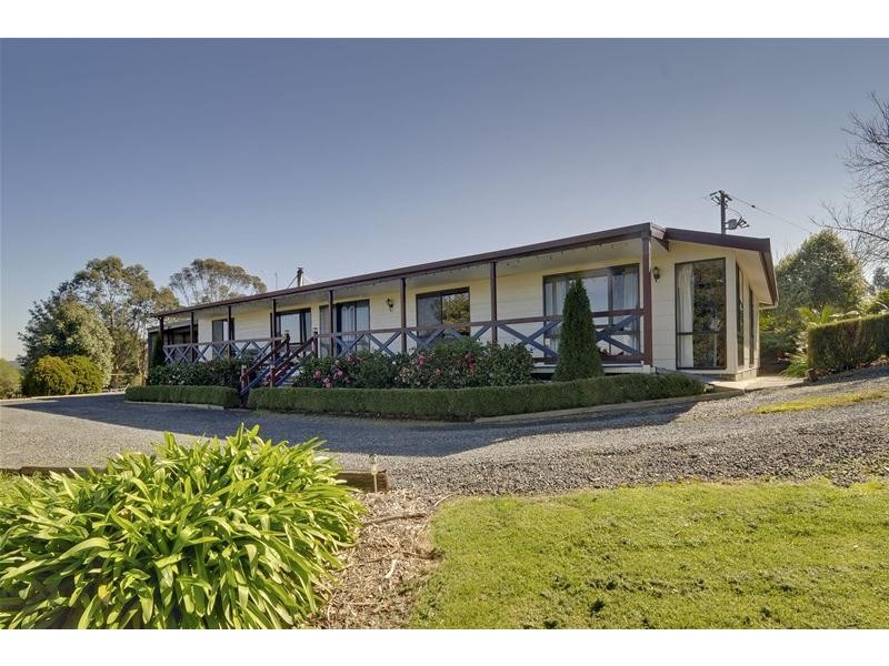 51 Nardinos Road, Yallourn North VIC 3825