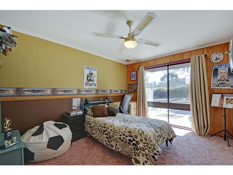 51 Nardinos Road, Yallourn North VIC 3825