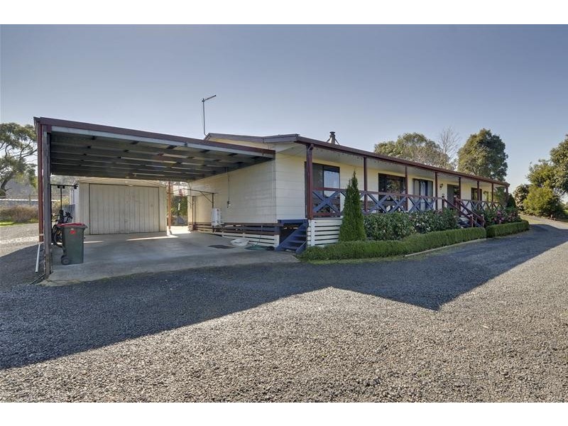 51 Nardinos Road, Yallourn North VIC 3825