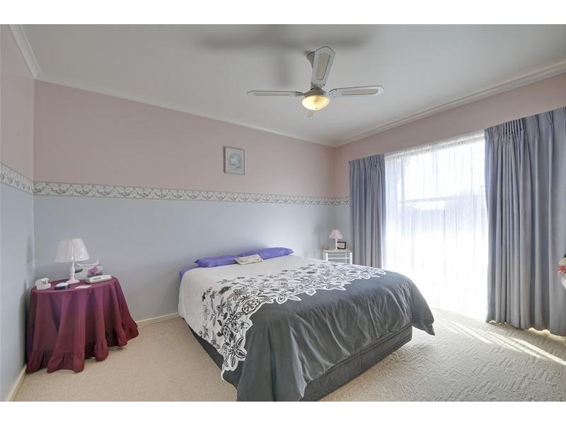 5 Swallow Grove, Traralgon VIC 3844