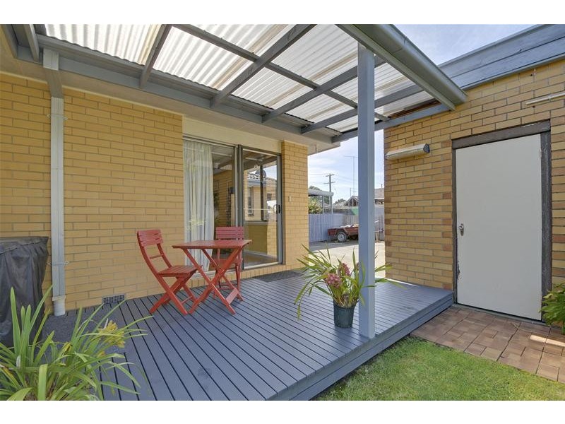 1 Laurence Grove, Traralgon VIC 3844