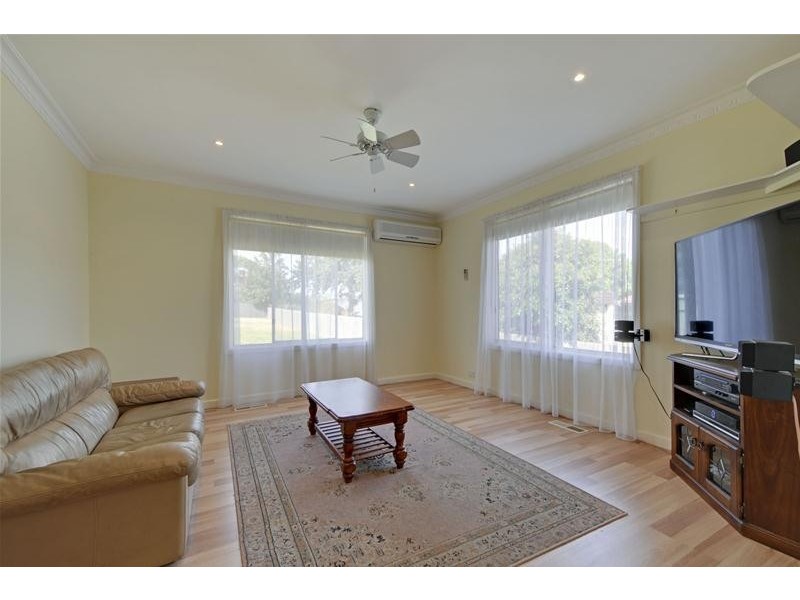 62 Comans Street, Morwell VIC 3840