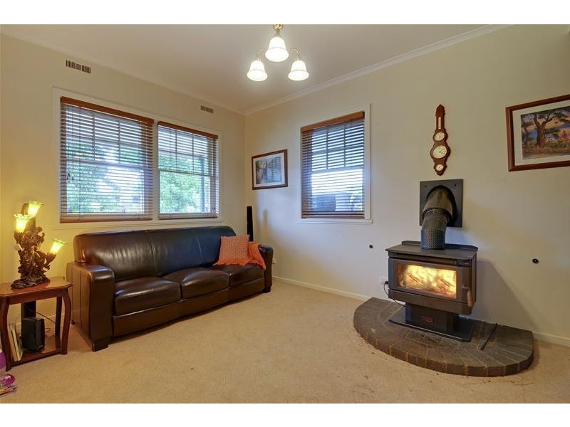 31 Victoria Street, Toongabbie VIC 3856