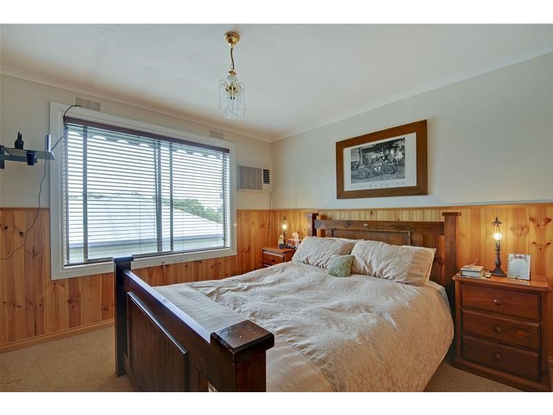 31 Victoria Street, Toongabbie VIC 3856