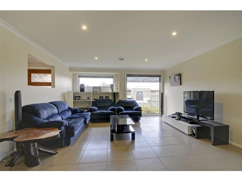 5 Mountain Grey Rise, Morwell VIC 3840