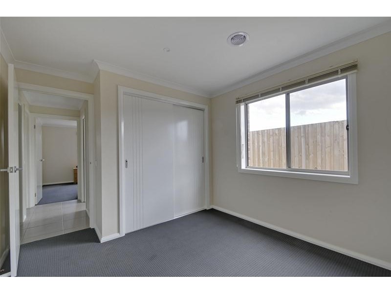 5 Mountain Grey Rise, Morwell VIC 3840