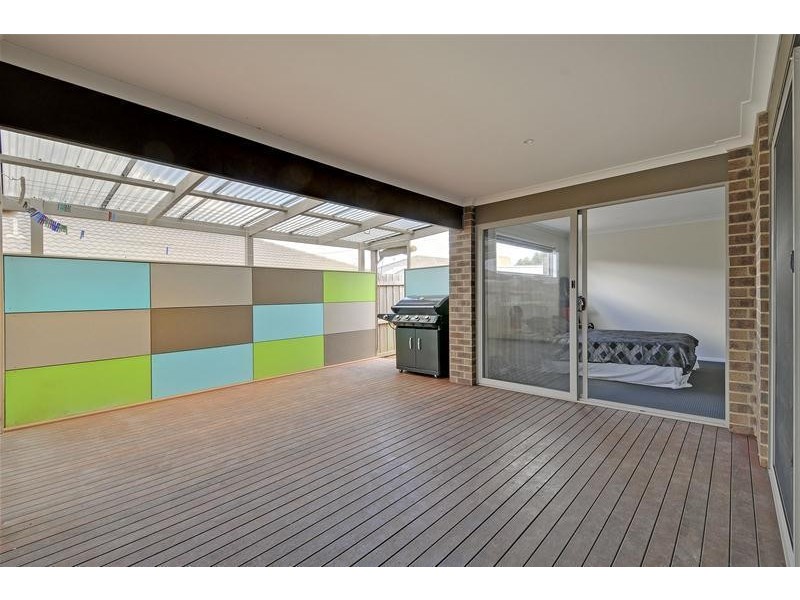 5 Mountain Grey Rise, Morwell VIC 3840