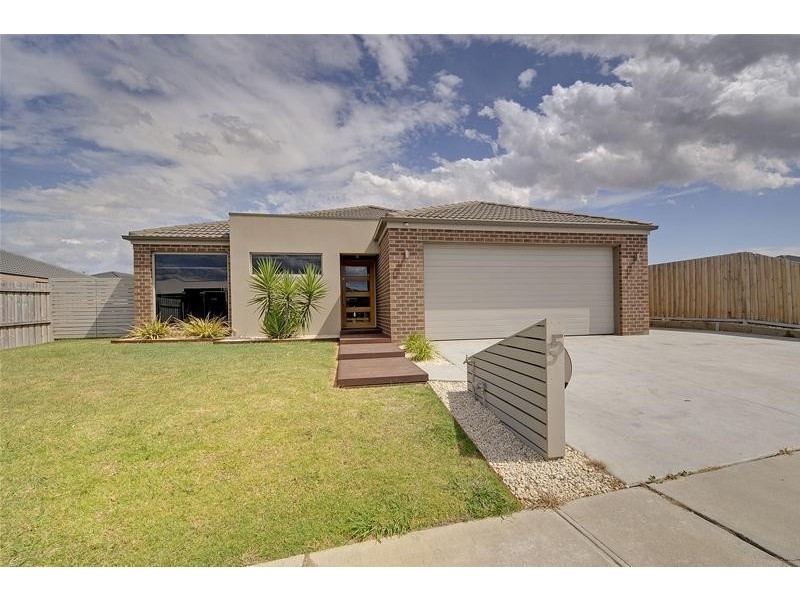 5 Mountain Grey Rise, Morwell VIC 3840
