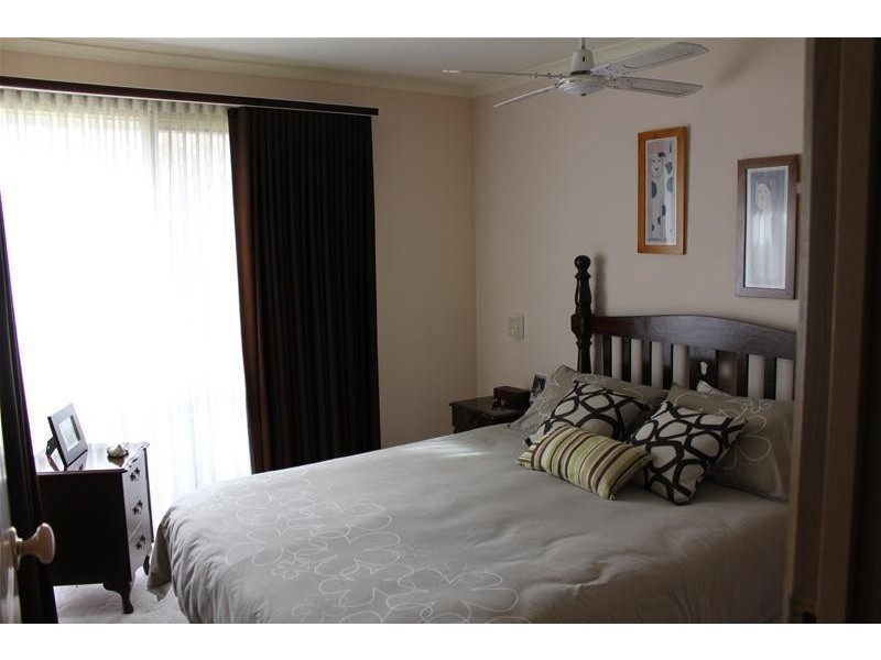 35 Parkwood Way, Traralgon VIC 3844