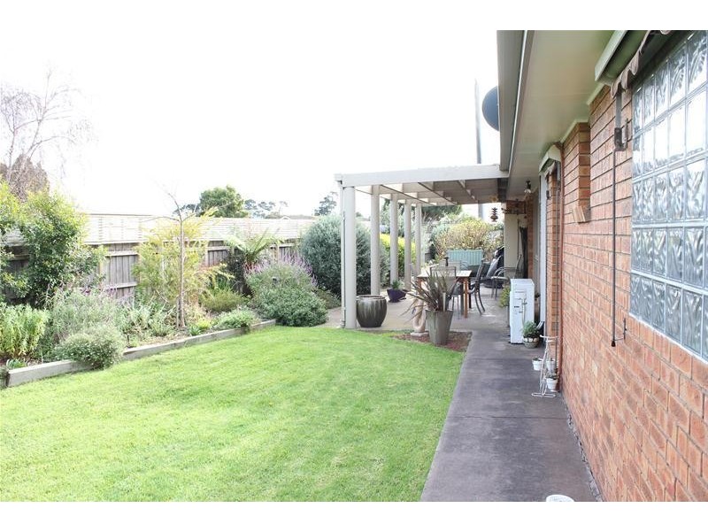 35 Parkwood Way, Traralgon VIC 3844