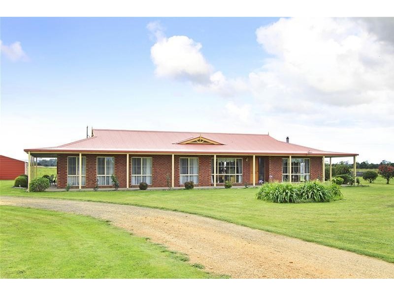 894 Cairnbrook Road, Glengarry VIC 3854