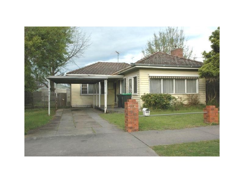 16 High Street, Traralgon VIC 3844