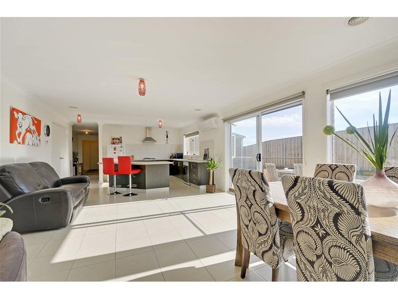 33 Christian Rise, Traralgon VIC 3844
