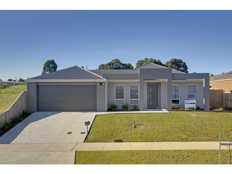 33 Christian Rise, Traralgon VIC 3844