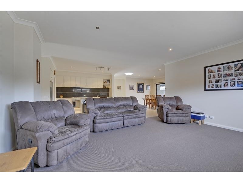 7 Rintoull Court, Rosedale VIC 3847