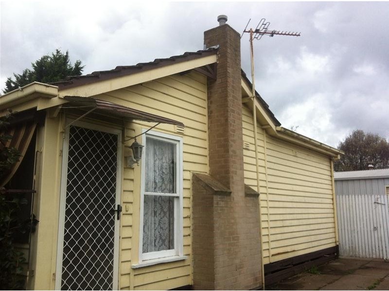 8 Davis Court, Traralgon VIC 3844