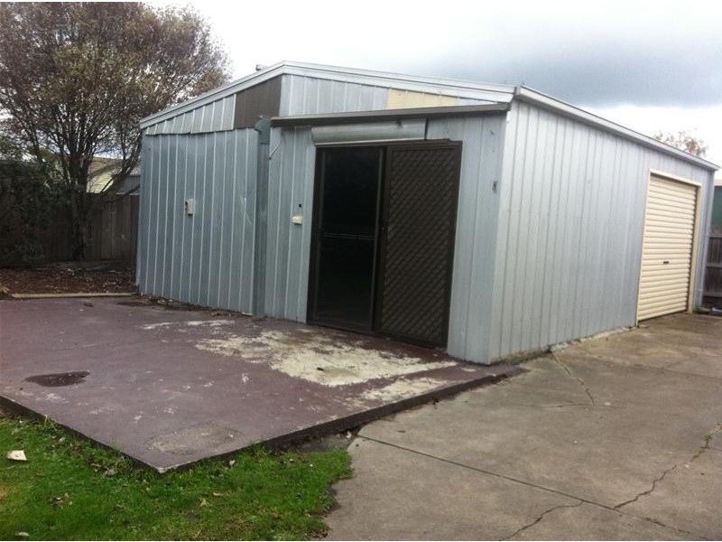 8 Davis Court, Traralgon VIC 3844