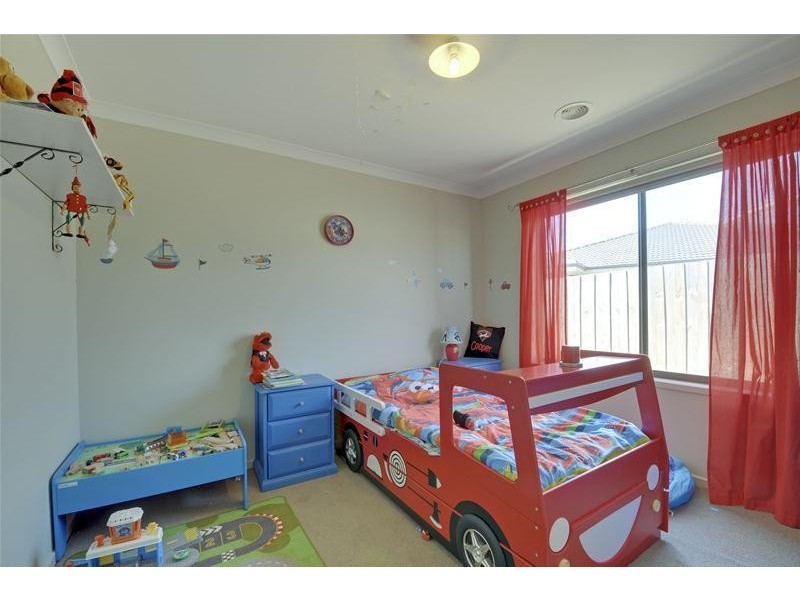 9 Kangaroo Grass Rise, Traralgon VIC 3844