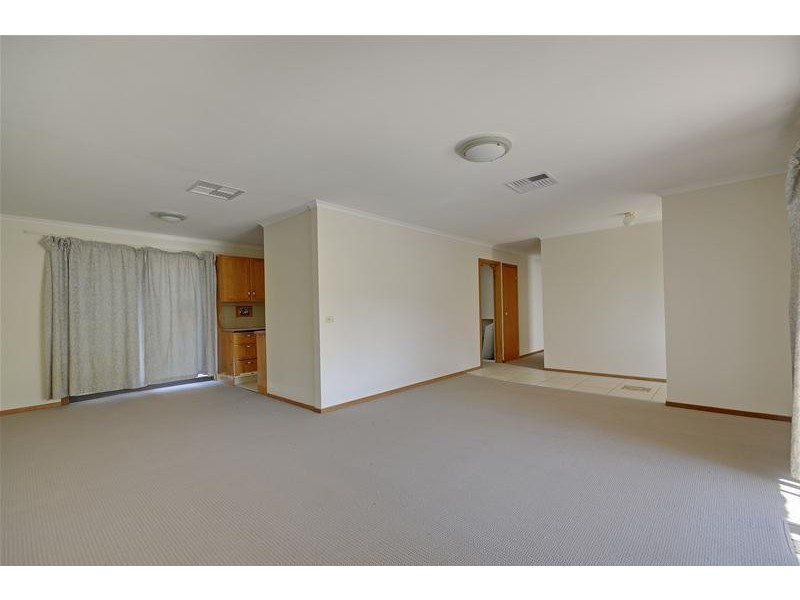 41 Ikara Way, Churchill VIC 3842