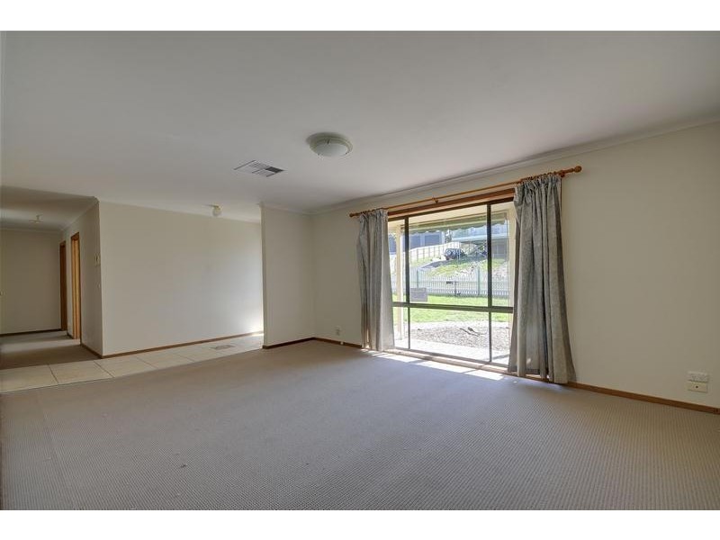 41 Ikara Way, Churchill VIC 3842