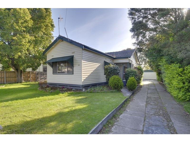 23 Gillies Crescent, Traralgon VIC 3844