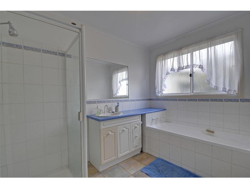 23 Gillies Crescent, Traralgon VIC 3844