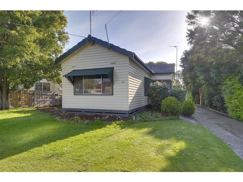 23 Gillies Crescent, Traralgon VIC 3844
