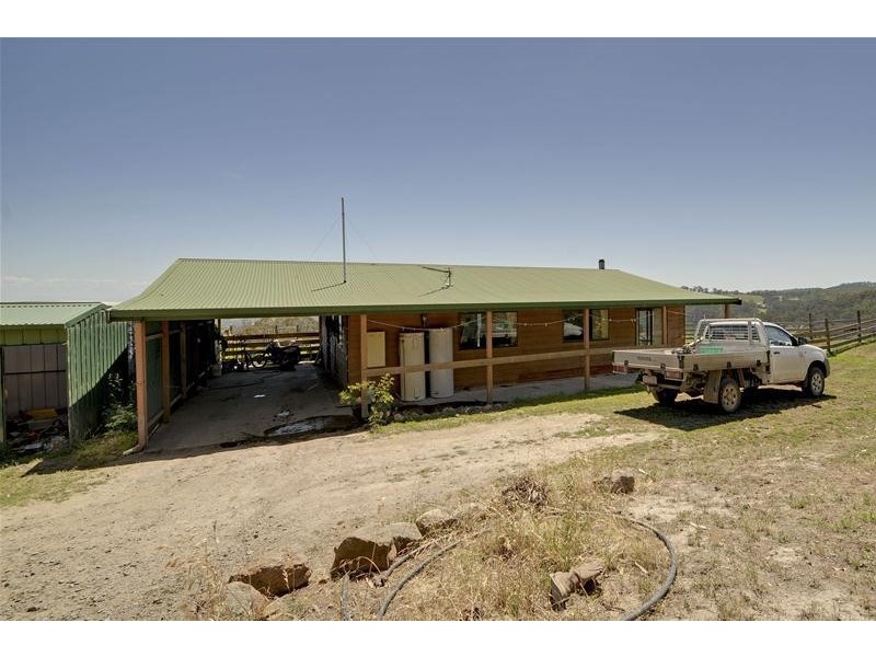 112 Martins Road, Willung South VIC 3844
