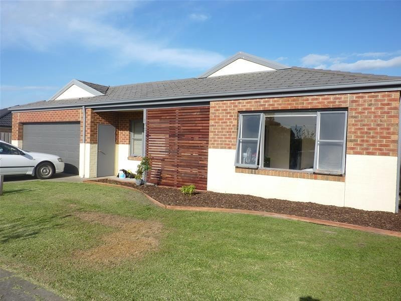 11 Mapleson Drive, Traralgon VIC 3844