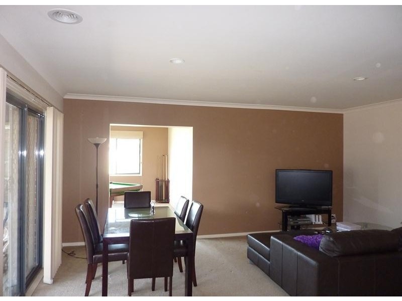 11 Mapleson Drive, Traralgon VIC 3844