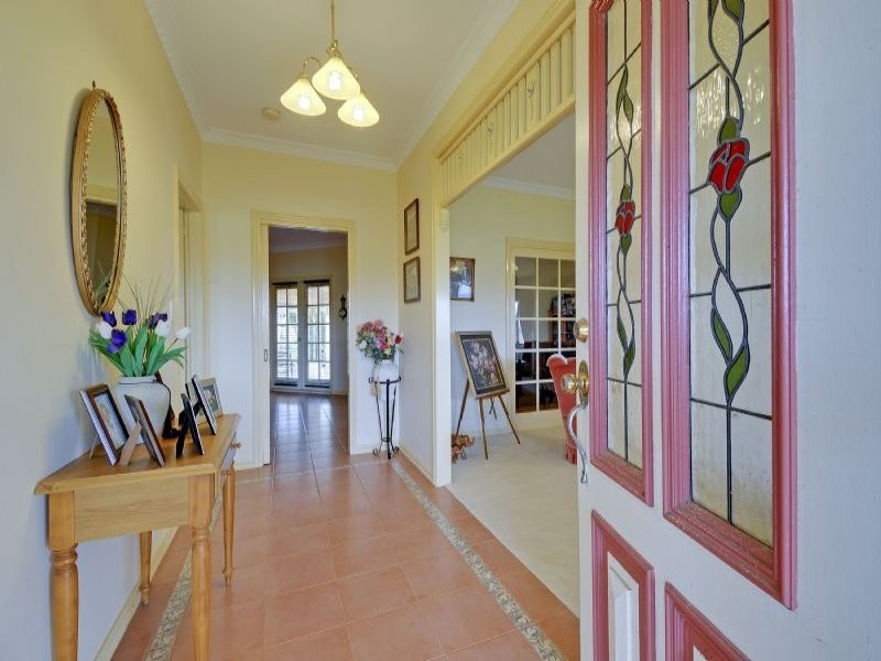 180 Flynn Creek Road, Flynn VIC 3844