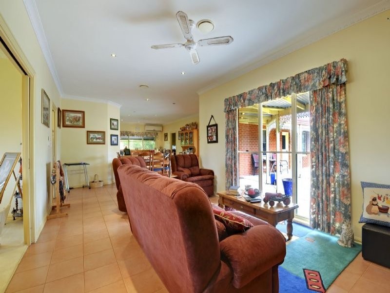 180 Flynn Creek Road, Flynn VIC 3844