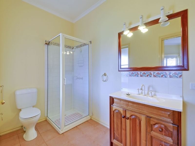 180 Flynn Creek Road, Flynn VIC 3844